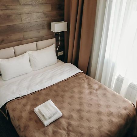 7 Boutique Hotel Uszty-Kamenogorszk Kültér fotó